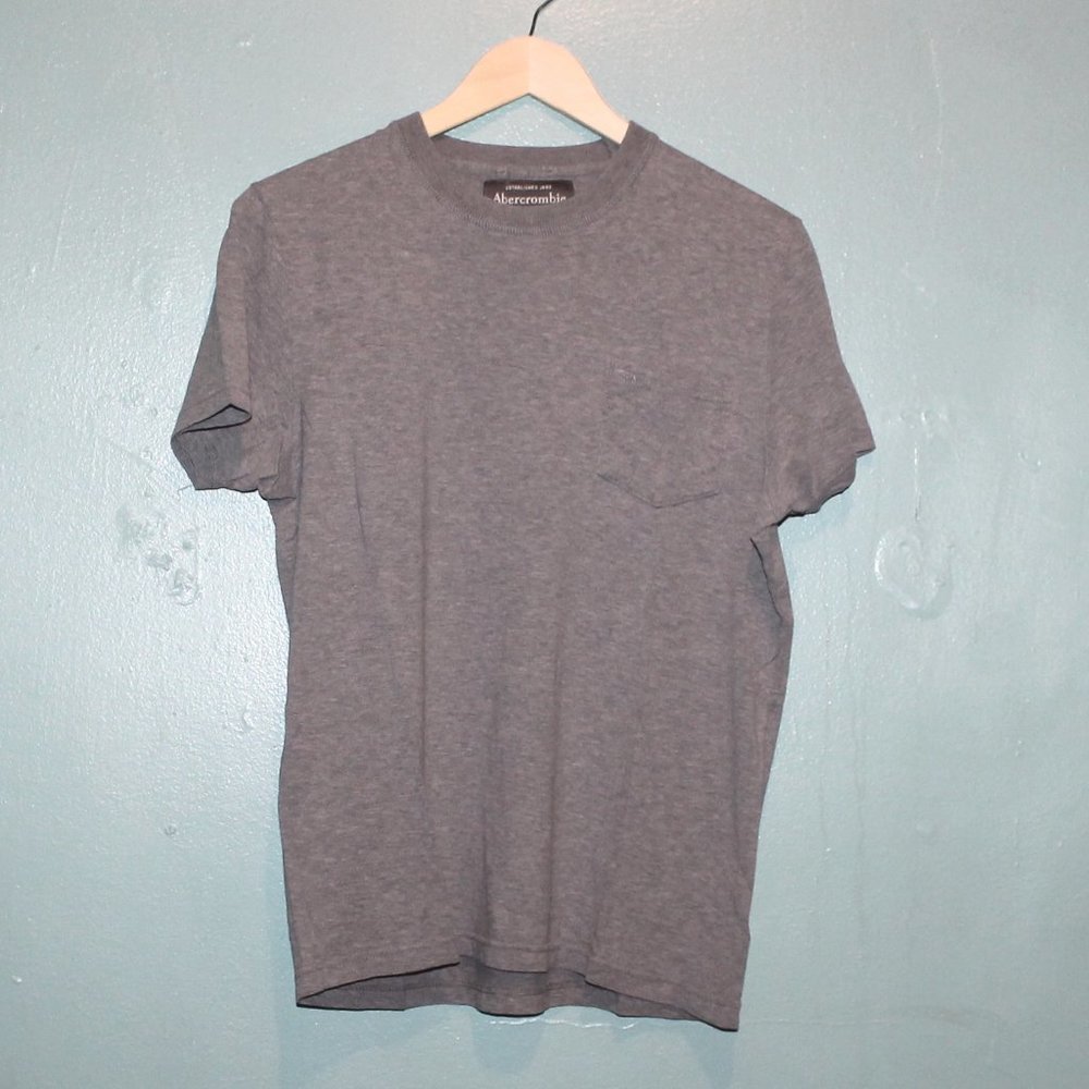 Abercrombie & Fitch Grey Icon Pocket Crew Tee
